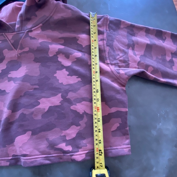 Lululemon All Yours Cropped Hoodie Heritage 365 Camo Brier Rose Multi size 12 - Picture 5 of 6